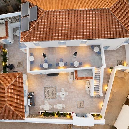 Hotel Lumiere Spetses Exterior foto