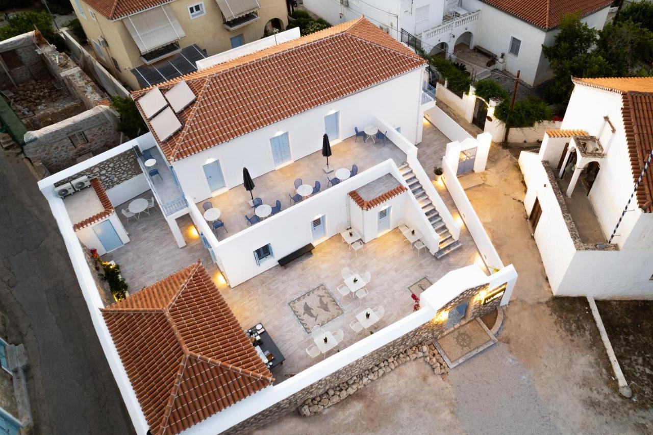 Hotel Lumiere Spetses Exterior foto