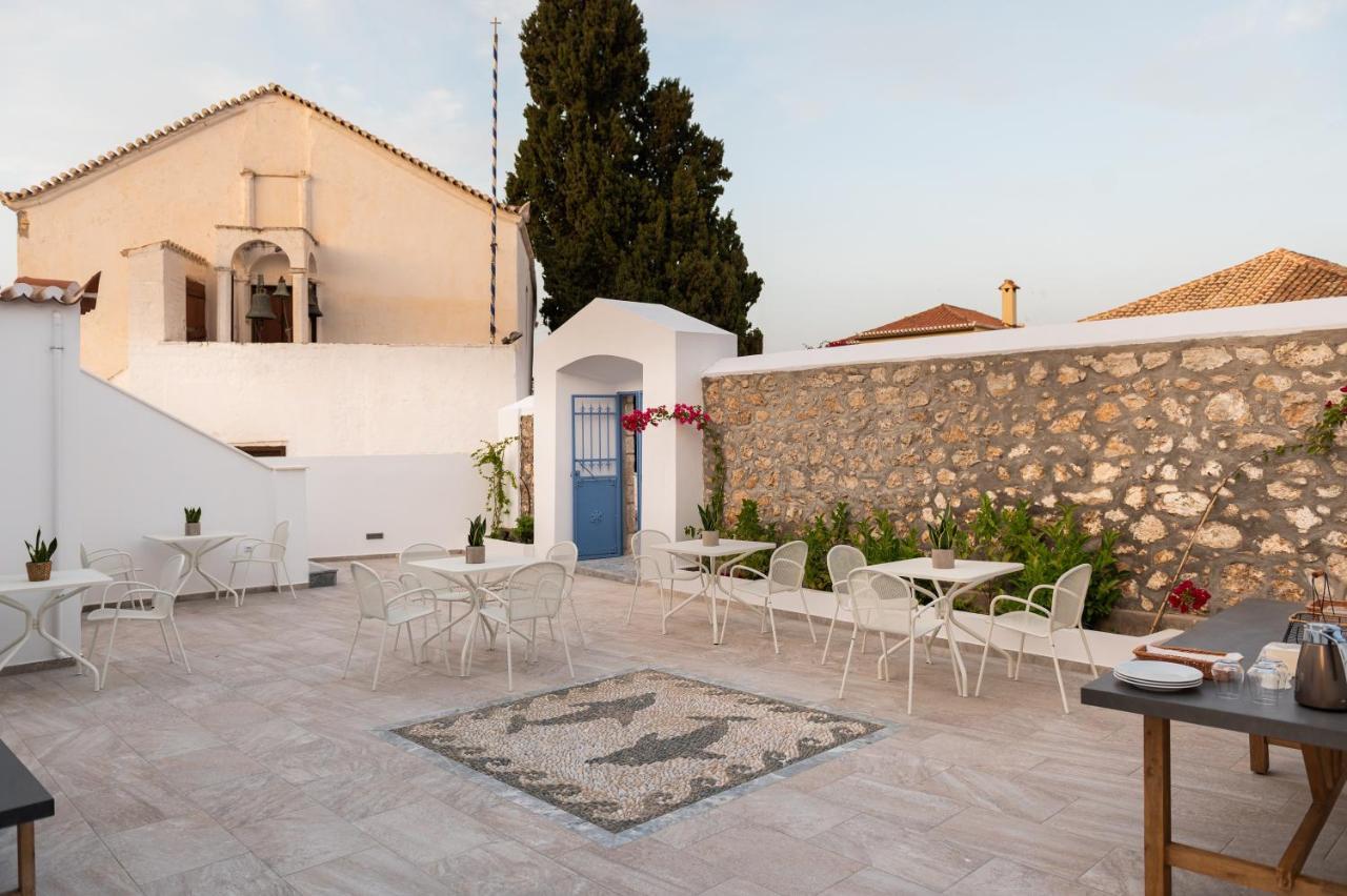 Hotel Lumiere Spetses Exterior foto