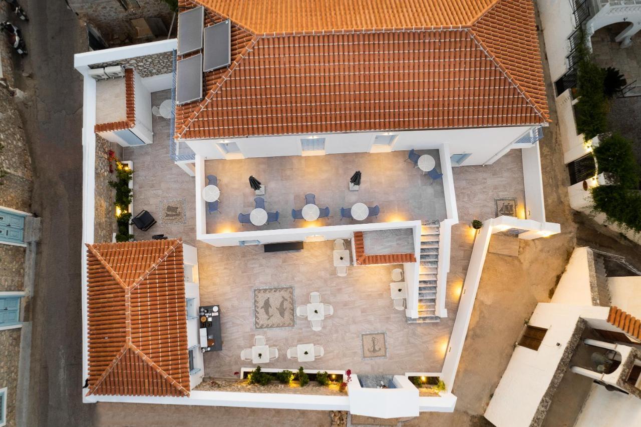 Hotel Lumiere Spetses Exterior foto