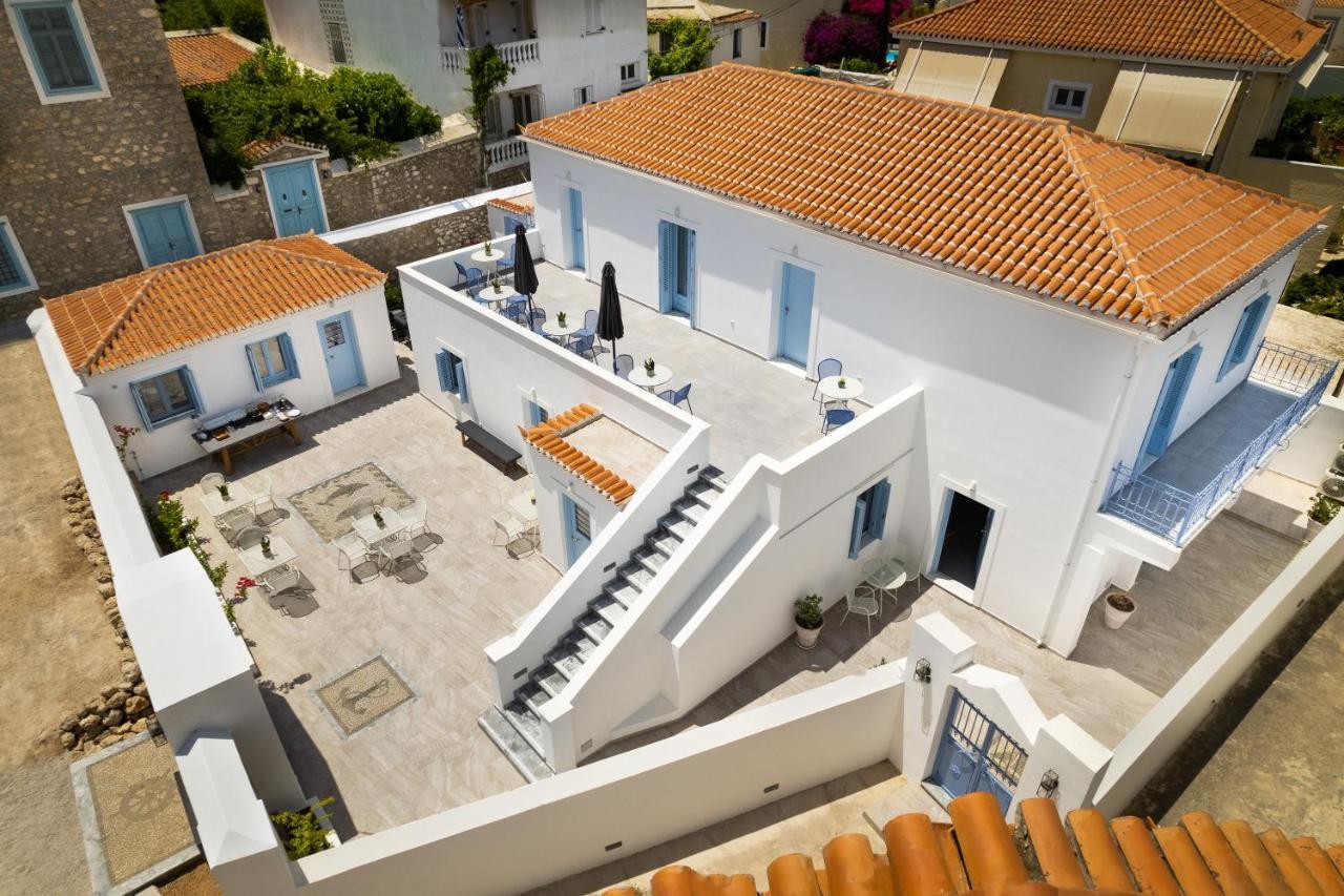Hotel Lumiere Spetses Exterior foto