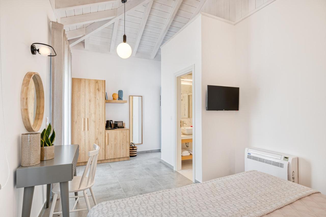 Hotel Lumiere Spetses Exterior foto