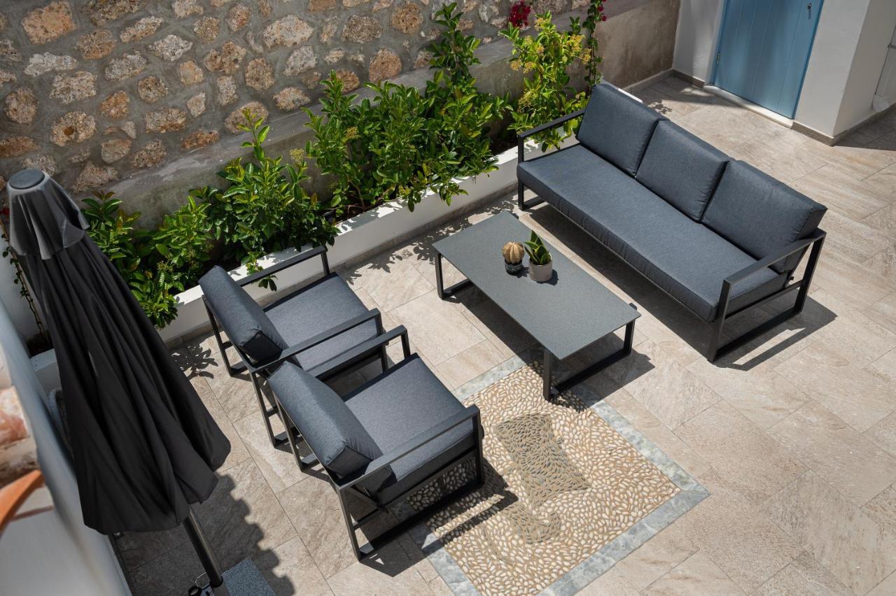Hotel Lumiere Spetses Exterior foto